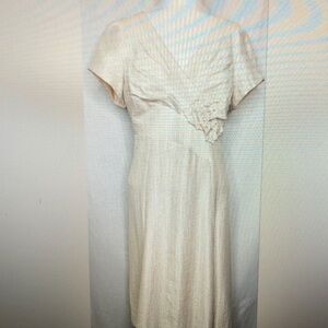 Elegant Cream Women's Dress